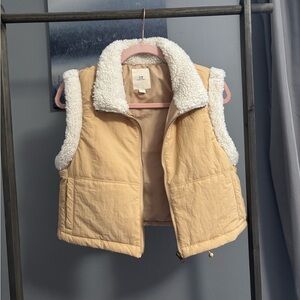 Thread & Supply Cream Sherpa-Lined Beige Cropped Puffer Vest